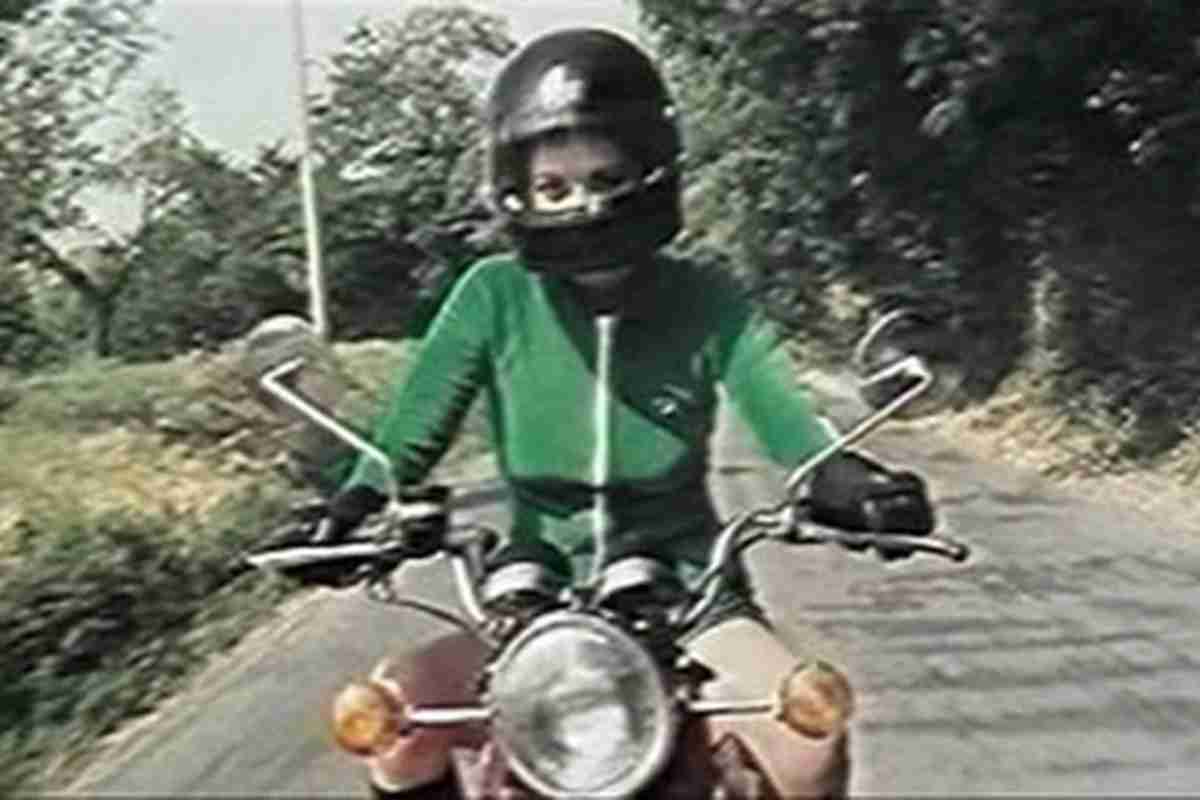 edwige fenech honda cb 350